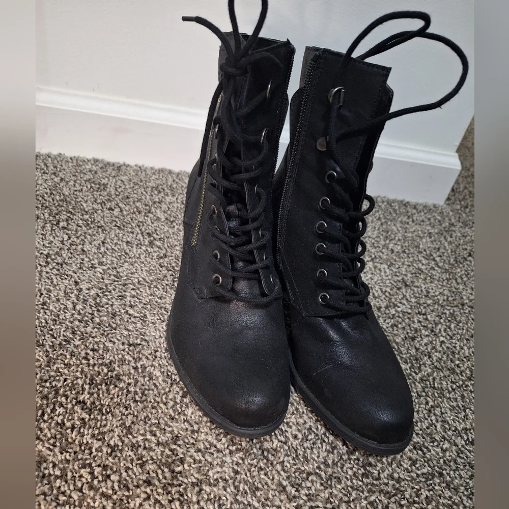 White Mountain Heeled Lace-Up Booties - Dorian Zs.9 - Picture 7 of 11